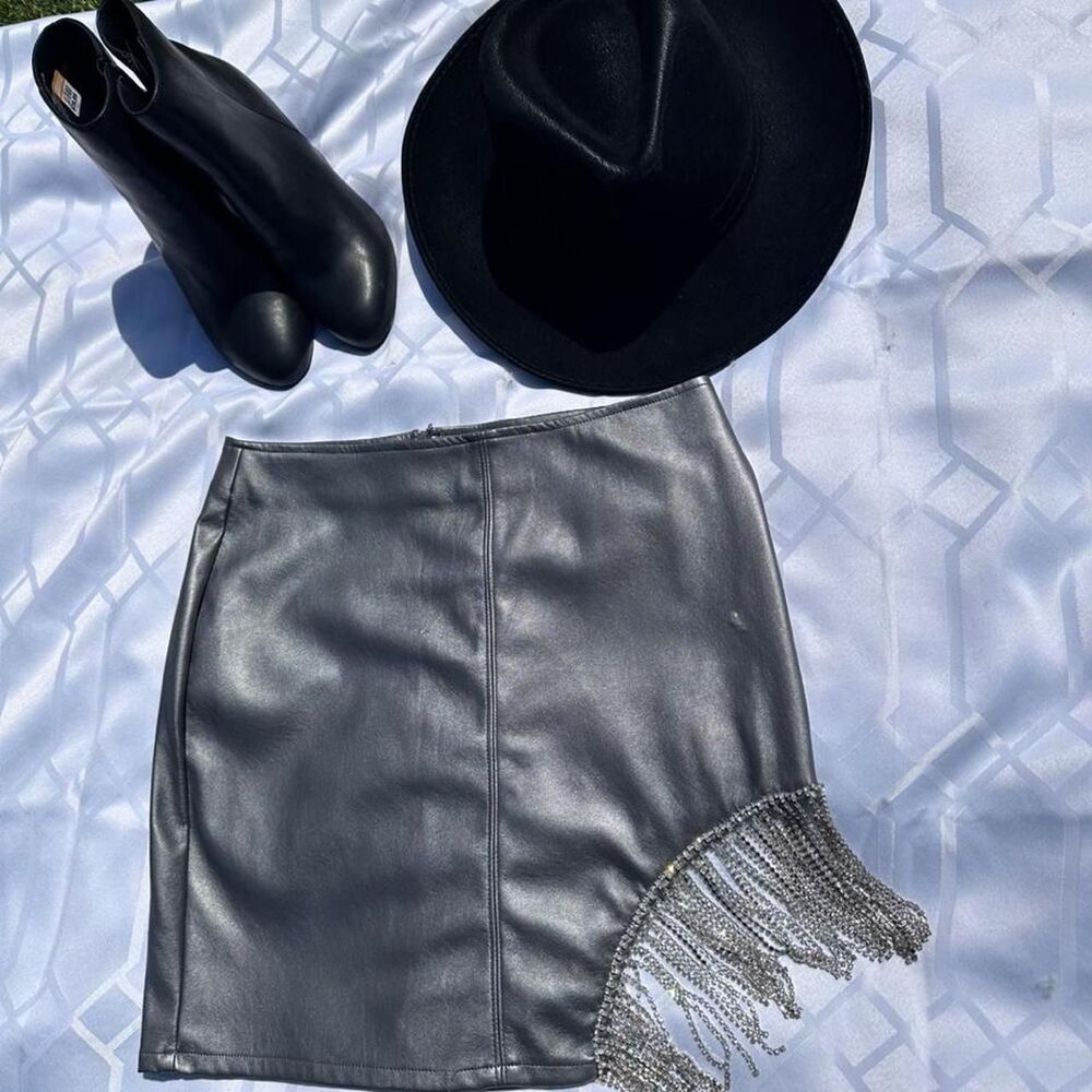 Unbranded Women's Black and Silver Skirt